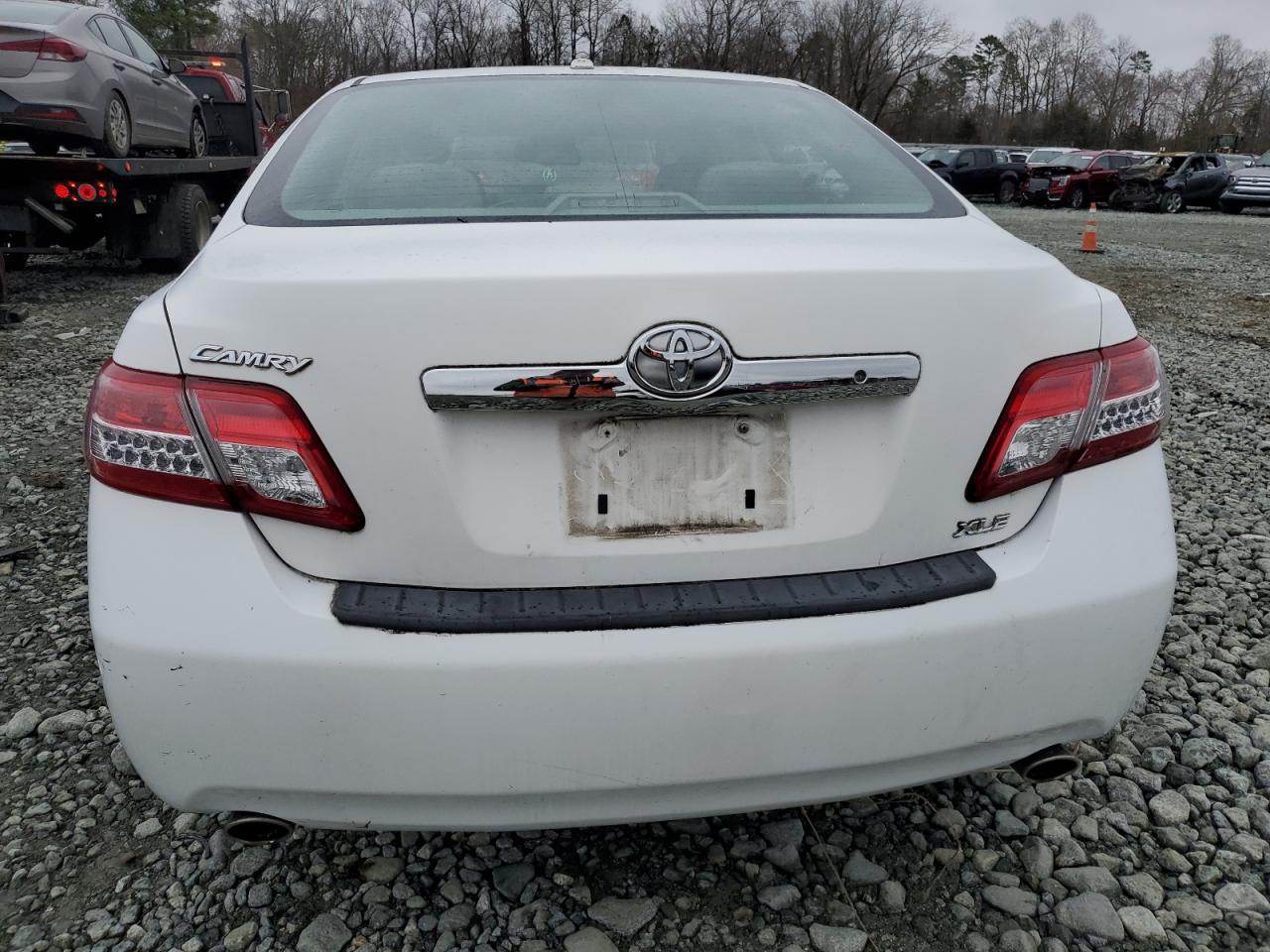 Photo 5 VIN: 4T1BK3EK1BU622287 - TOYOTA CAMRY 