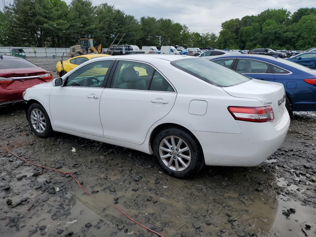 Photo 1 VIN: 4T1BK3EK1BU628381 - TOYOTA CAMRY 