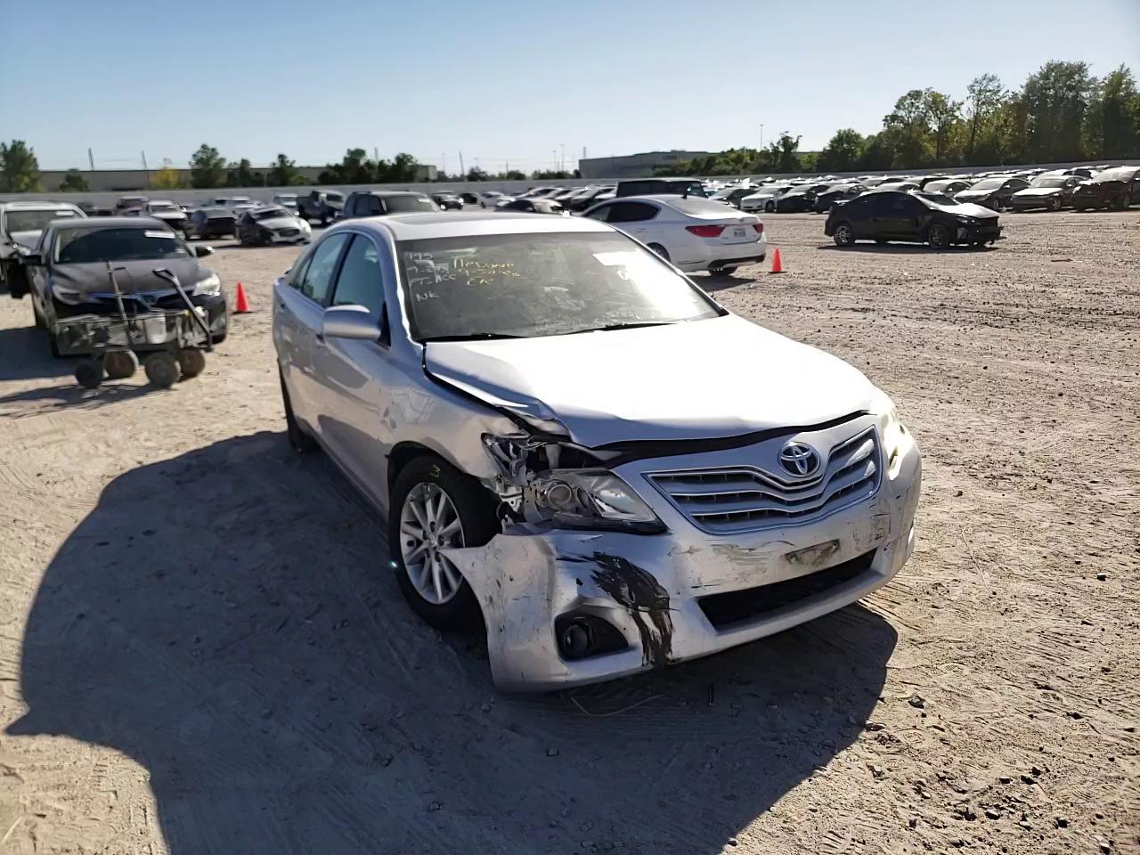 Photo 10 VIN: 4T1BK3EK2BU618989 - TOYOTA CAMRY SE 