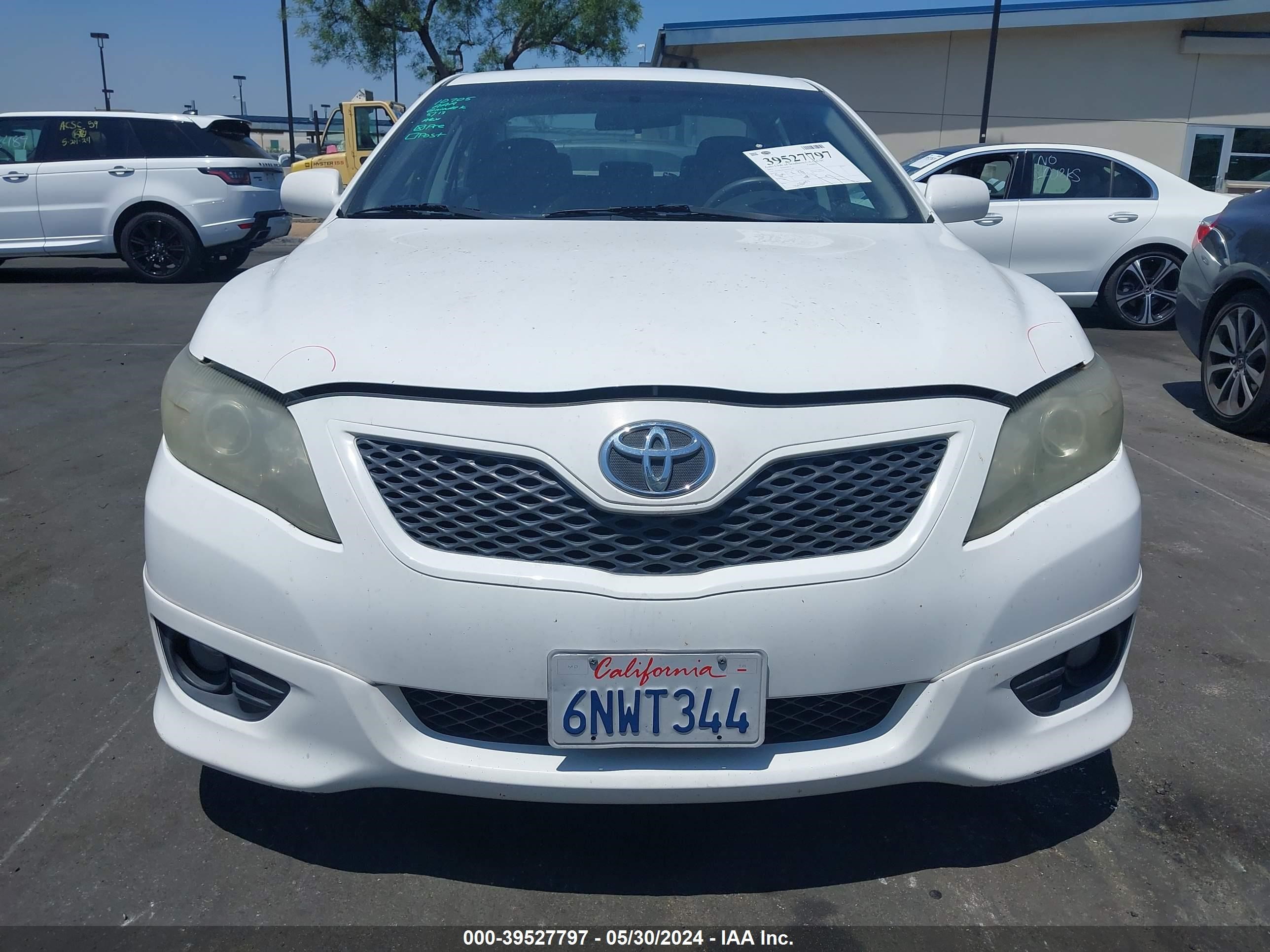 Photo 11 VIN: 4T1BK3EK2BU621228 - TOYOTA CAMRY 