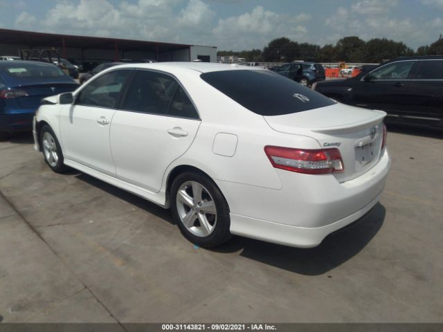 Photo 2 VIN: 4T1BK3EK3BU611677 - TOYOTA CAMRY 