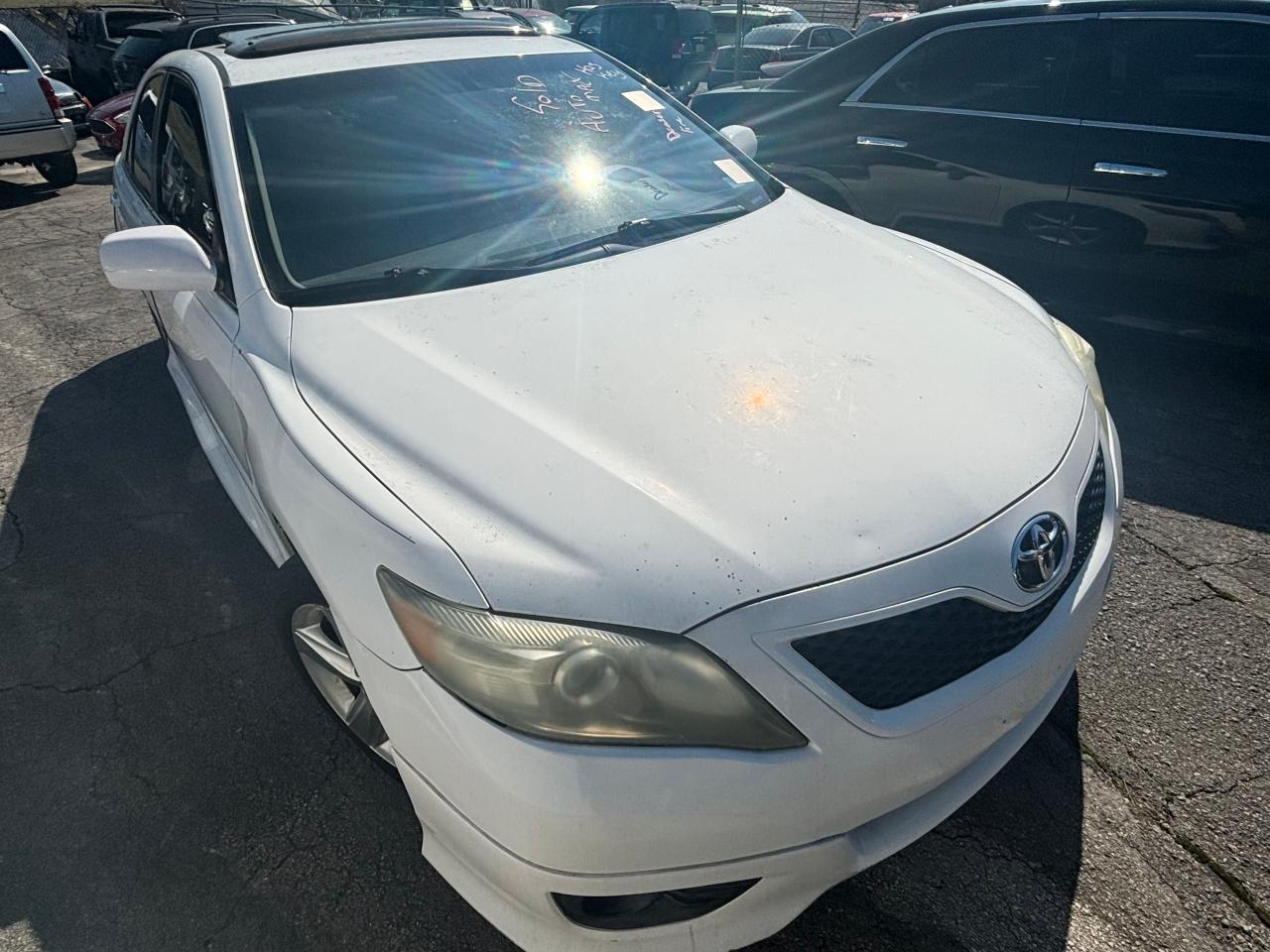 Photo 1 VIN: 4T1BK3EK3BU617558 - TOYOTA CAMRY 