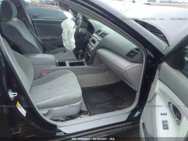 Photo 4 VIN: 4T1BK3EK4AU110991 - TOYOTA CAMRY 