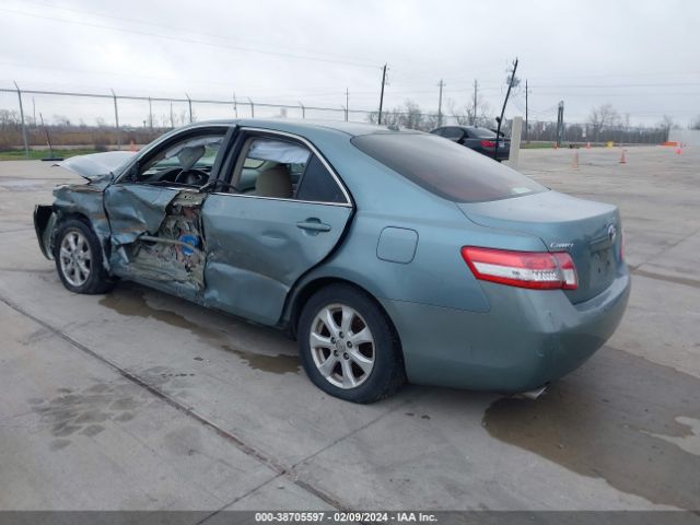 Photo 2 VIN: 4T1BK3EK4BU612191 - TOYOTA CAMRY 