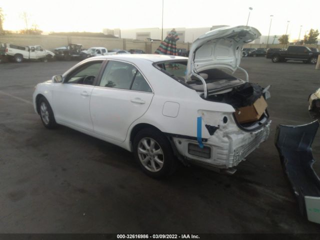 Photo 2 VIN: 4T1BK3EK5BU618890 - TOYOTA CAMRY 