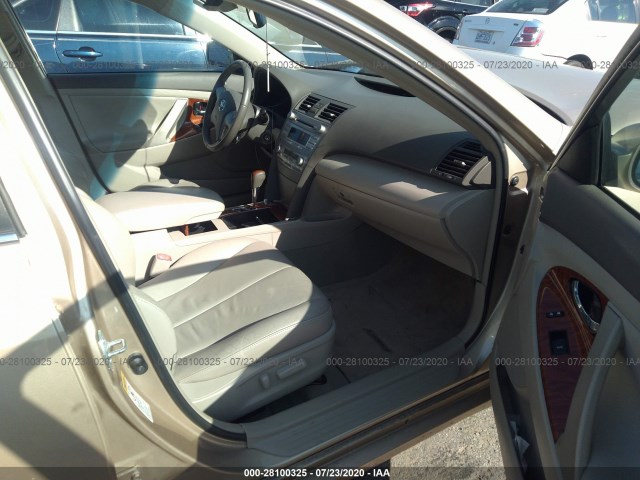 Photo 4 VIN: 4T1BK3EK7AU601653 - TOYOTA CAMRY 