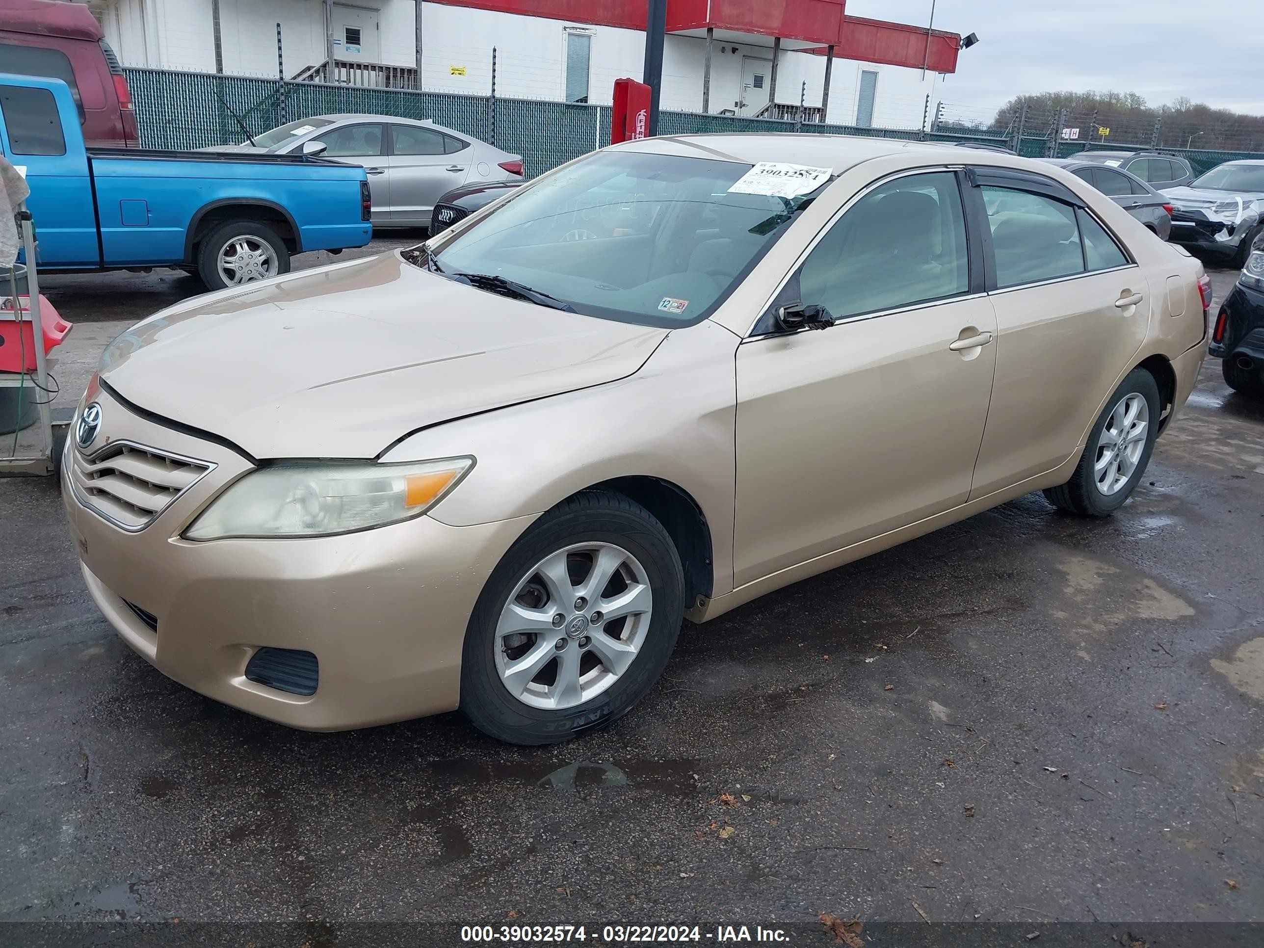 Photo 1 VIN: 4T1BK3EK7BU615621 - TOYOTA CAMRY 