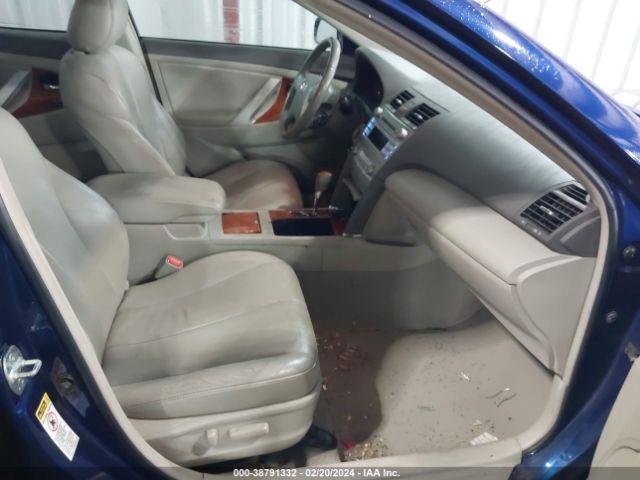 Photo 4 VIN: 4T1BK3EK7BU630507 - TOYOTA CAMRY 