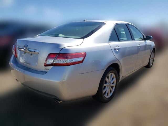 Photo 2 VIN: 4T1BK3EK8AU111674 - TOYOTA CAMRY 