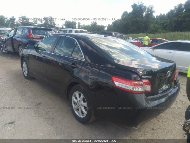 Photo 2 VIN: 4T1BK3EK8AU112811 - TOYOTA CAMRY 