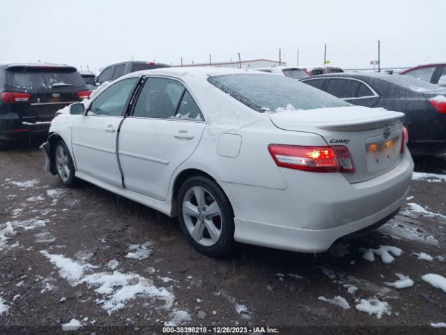 Photo 2 VIN: 4T1BK3EK8AU601144 - TOYOTA CAMRY 