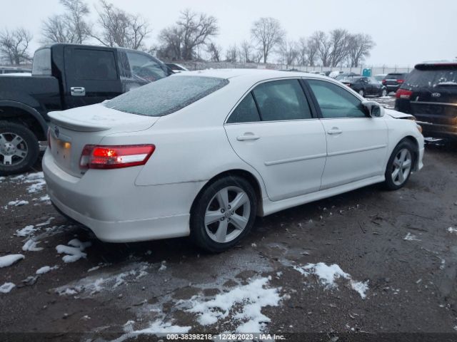 Photo 3 VIN: 4T1BK3EK8AU601144 - TOYOTA CAMRY 