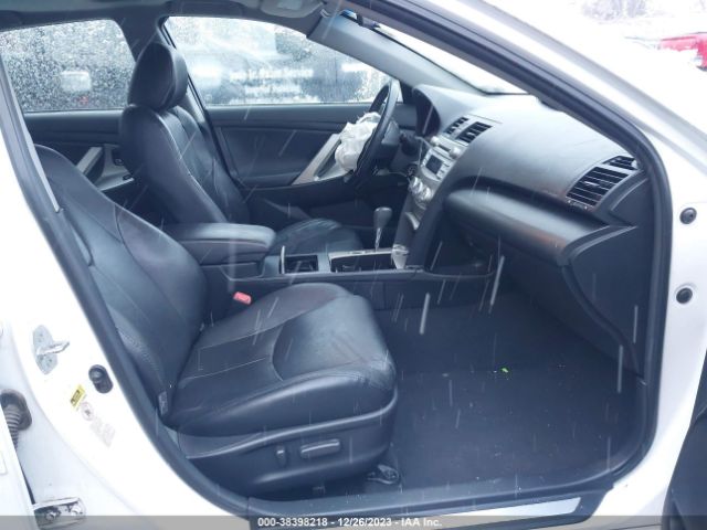 Photo 4 VIN: 4T1BK3EK8AU601144 - TOYOTA CAMRY 