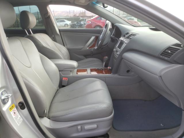 Photo 4 VIN: 4T1BK3EK8BU130825 - TOYOTA CAMRY SE 