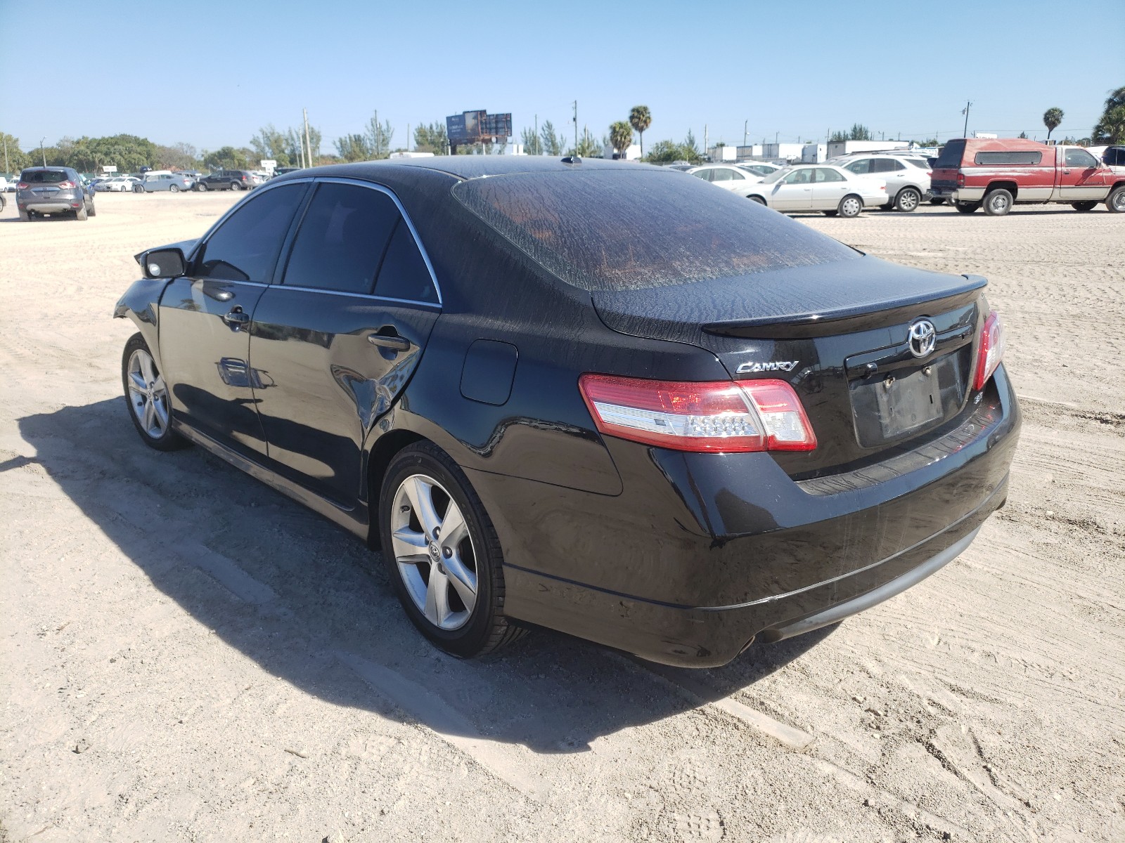 Photo 2 VIN: 4T1BK3EK9BU130932 - TOYOTA CAMRY SE 