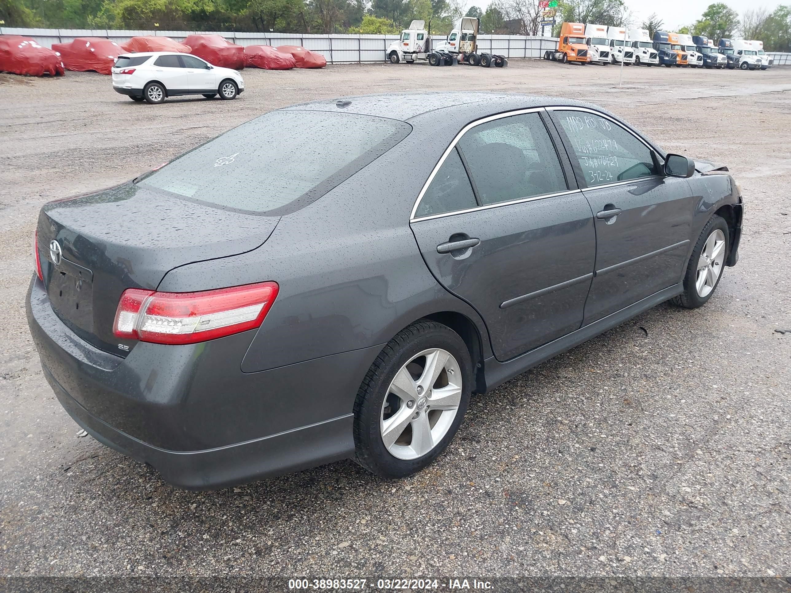 Photo 3 VIN: 4T1BK3EKXBU622479 - TOYOTA CAMRY 