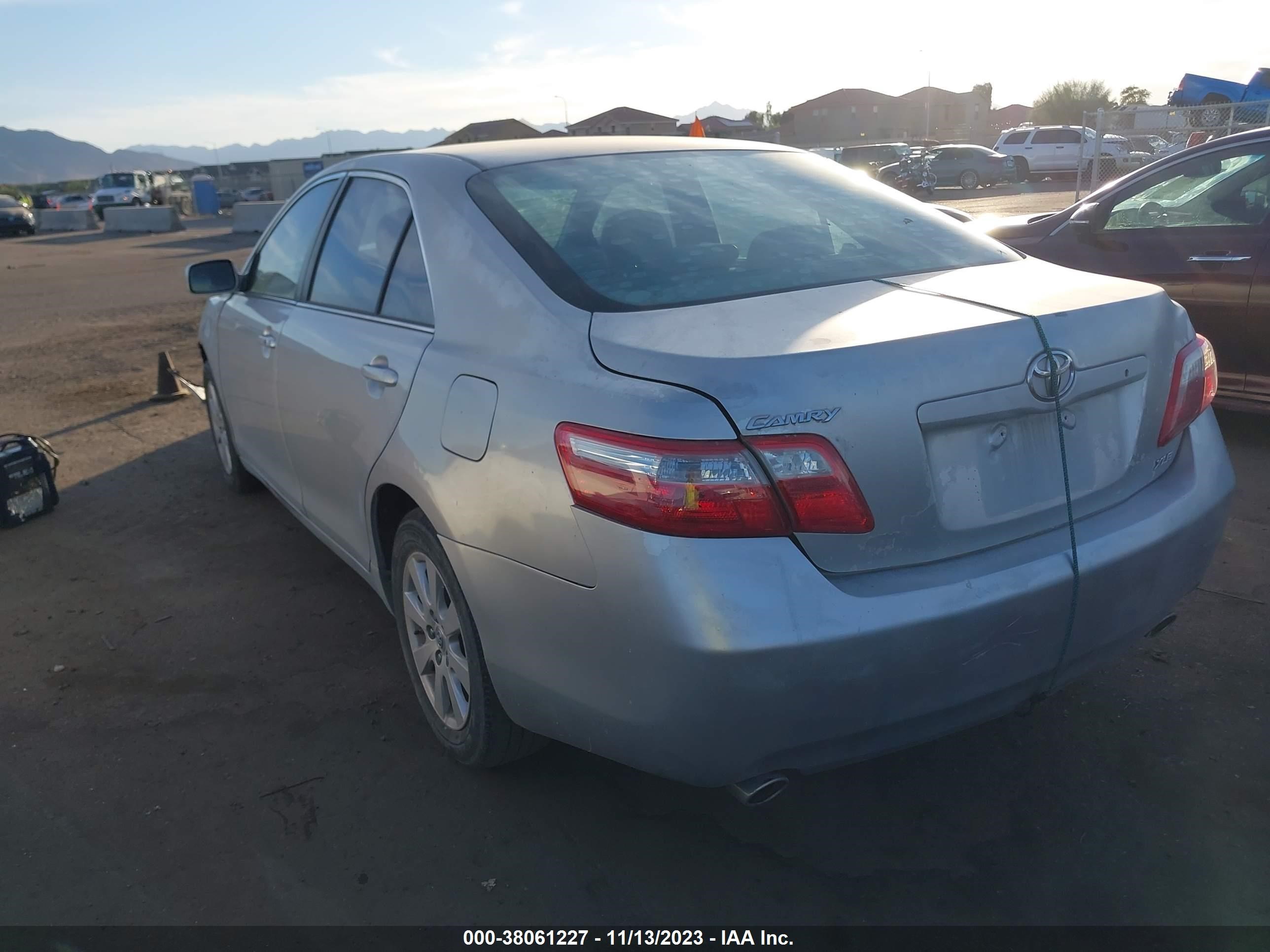 Photo 2 VIN: 4T1BK46K17U021814 - TOYOTA CAMRY 