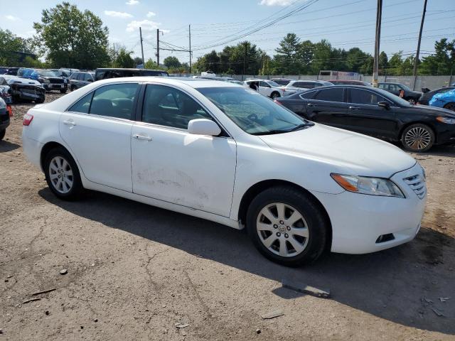 Photo 3 VIN: 4T1BK46K17U528910 - TOYOTA CAMRY LE 