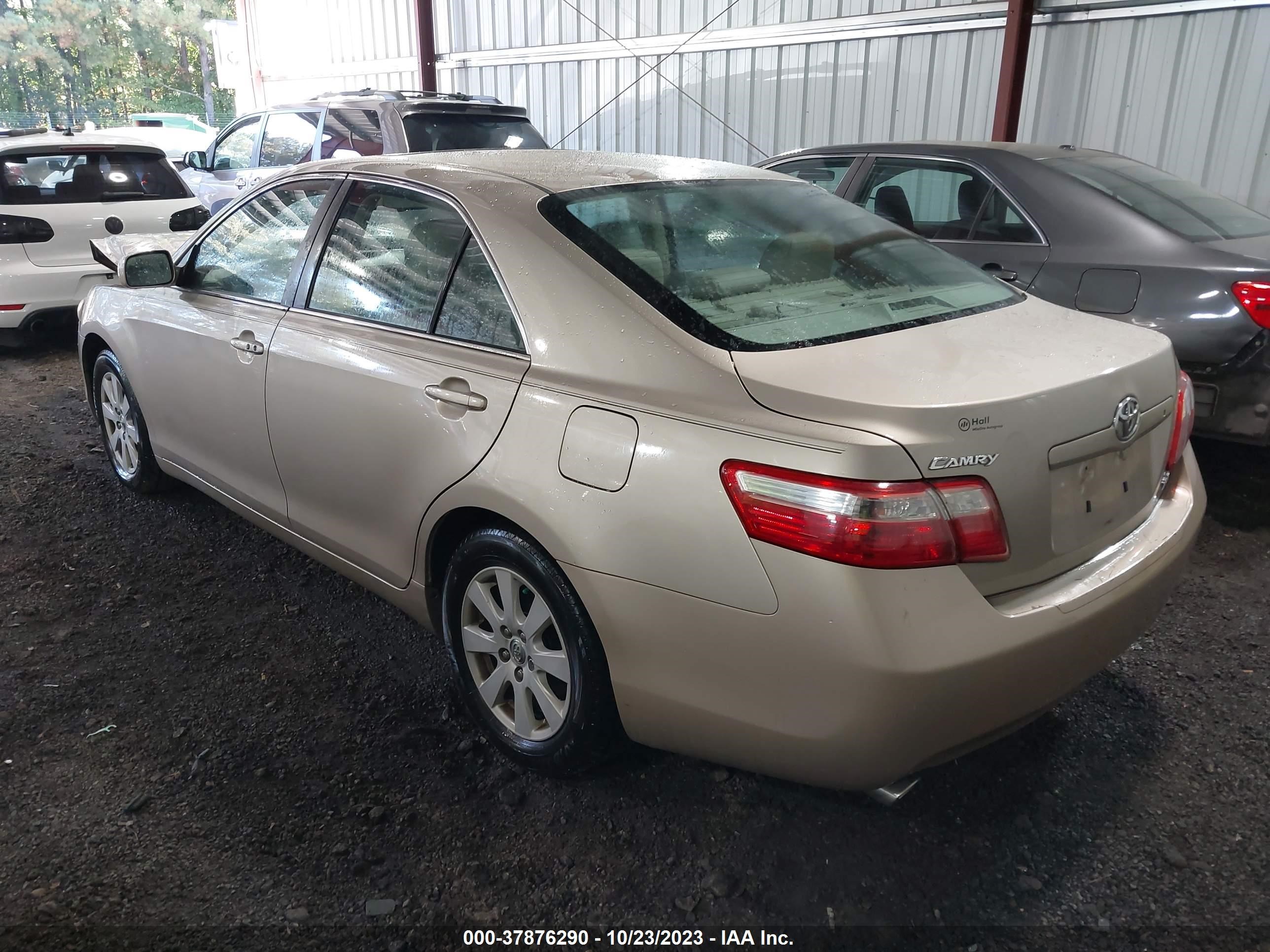 Photo 2 VIN: 4T1BK46K18U068097 - TOYOTA CAMRY 