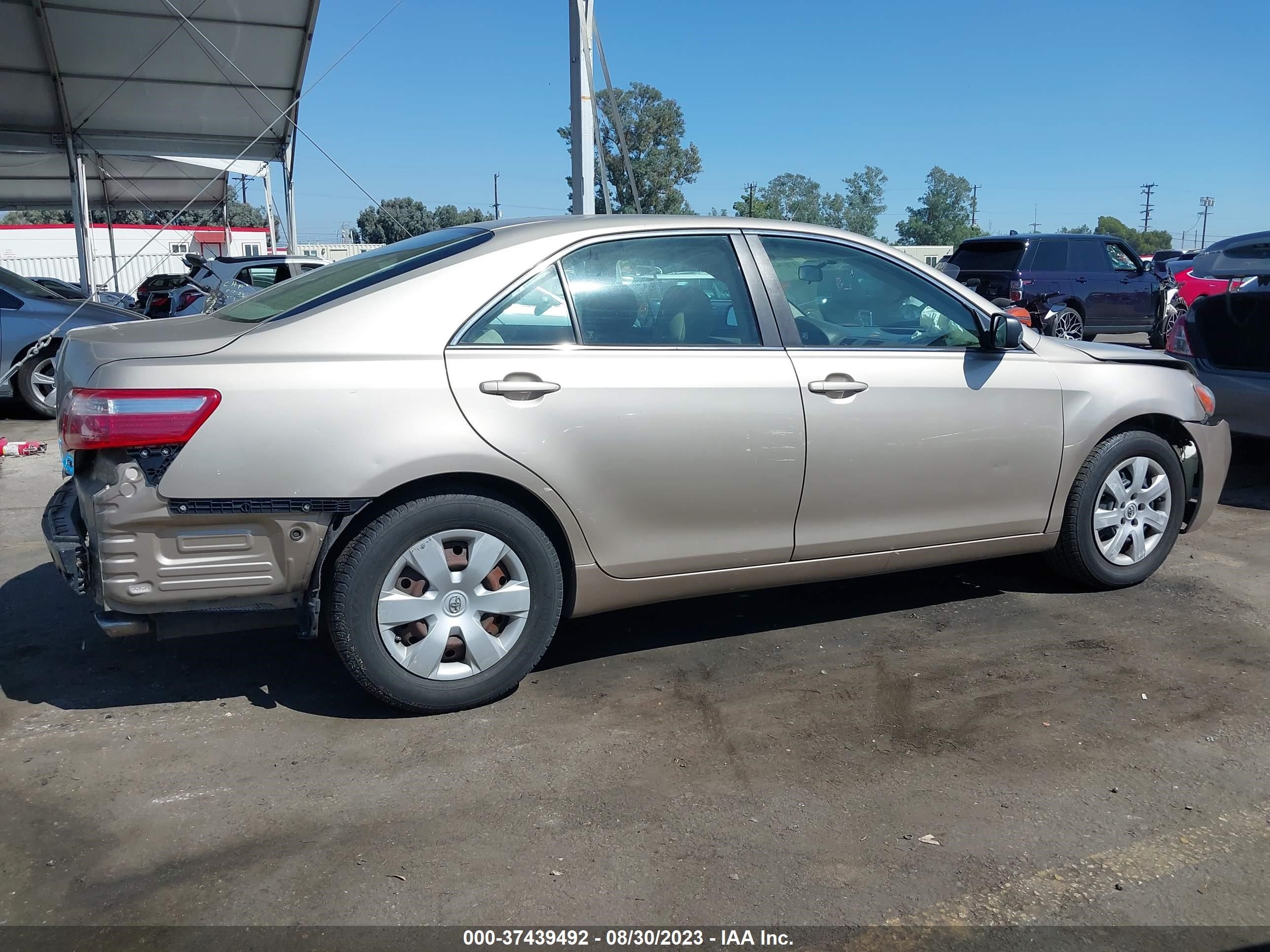 Photo 12 VIN: 4T1BK46K18U565666 - TOYOTA CAMRY 