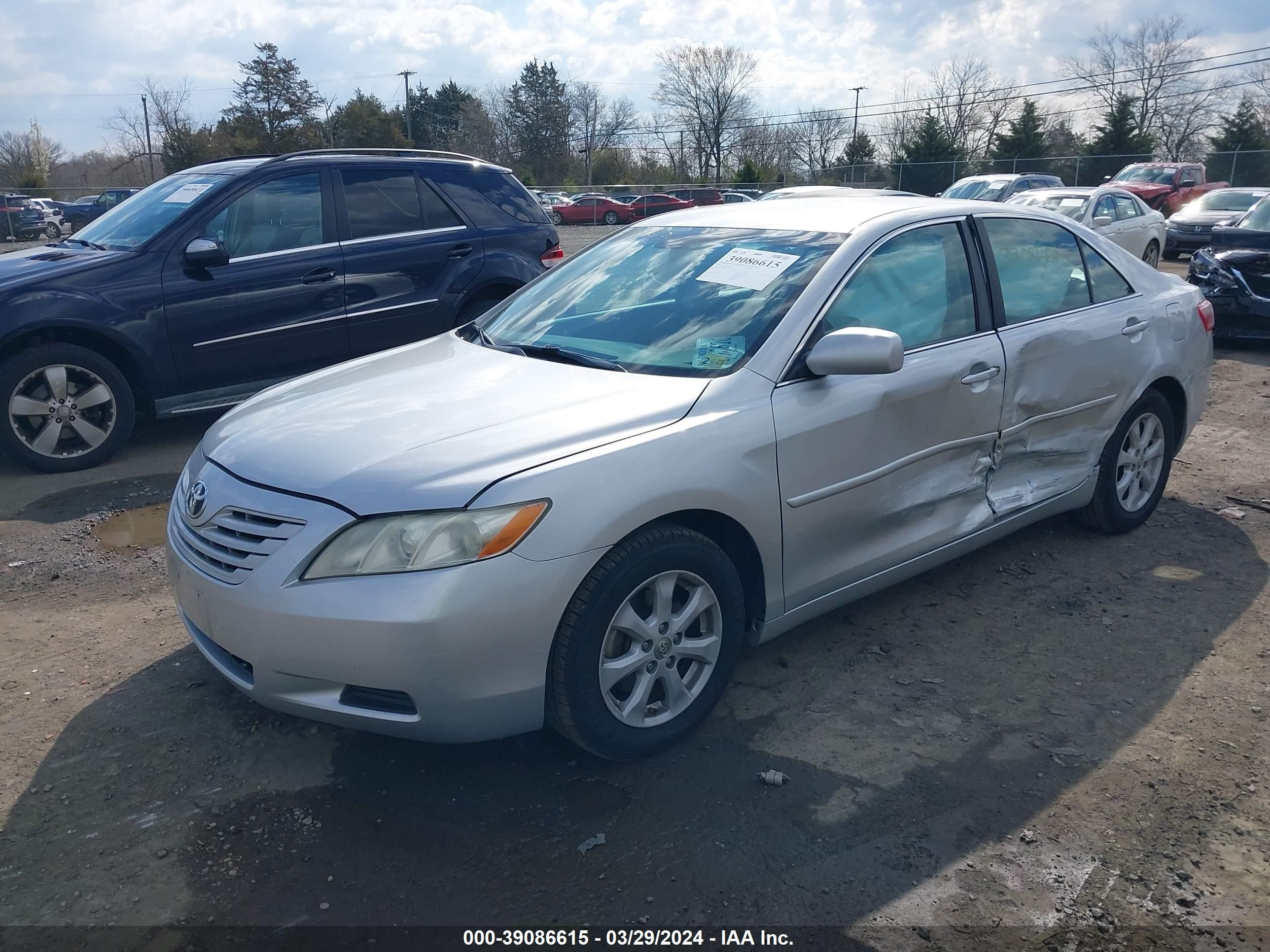 Photo 1 VIN: 4T1BK46K19U086889 - TOYOTA CAMRY 