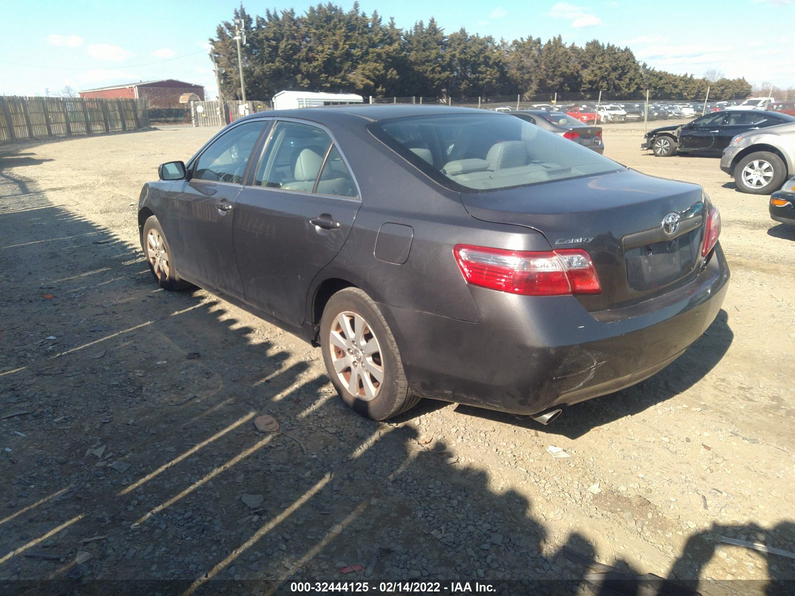 Photo 2 VIN: 4T1BK46K19U094216 - TOYOTA CAMRY 