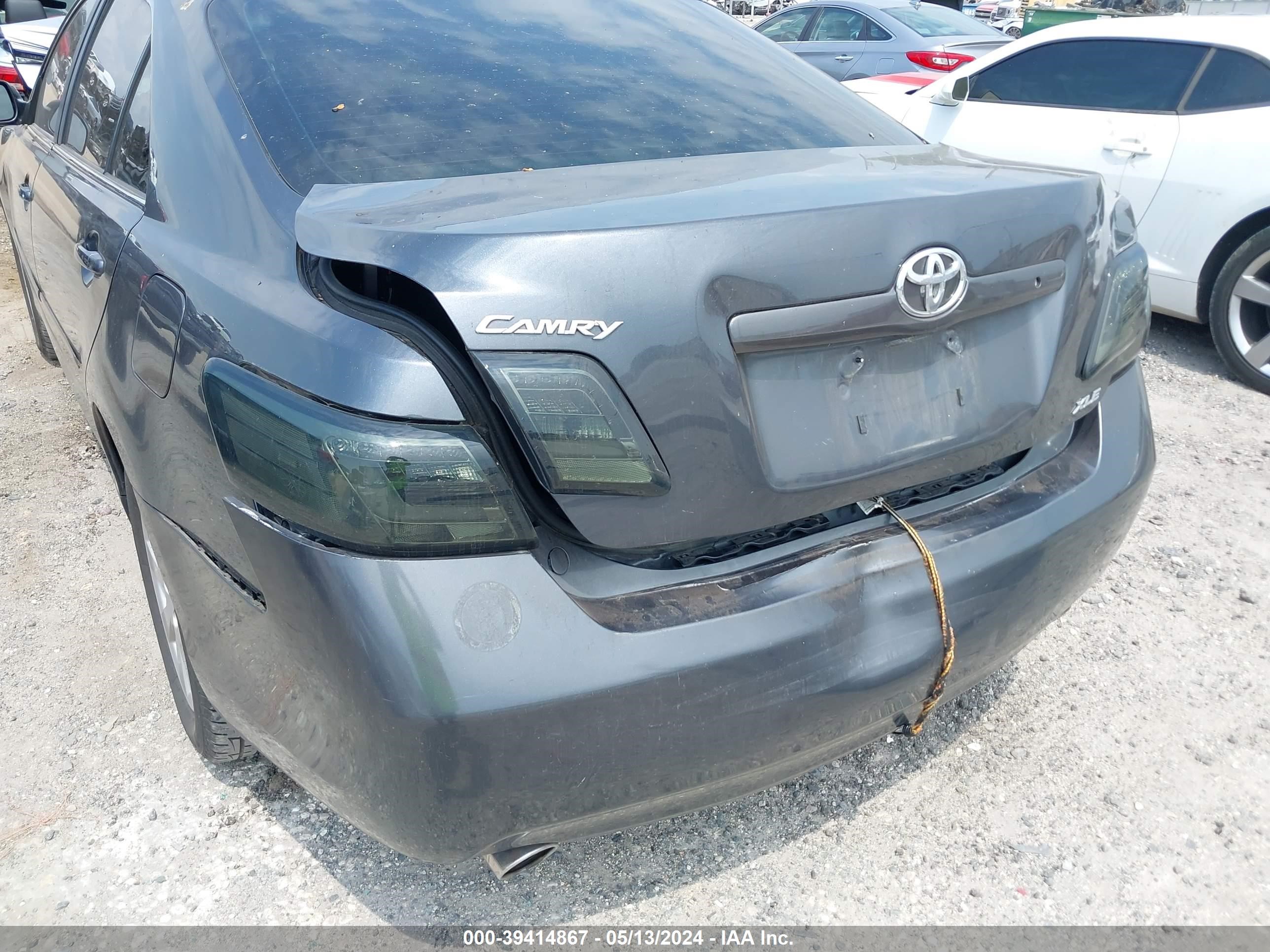 Photo 5 VIN: 4T1BK46K19U582422 - TOYOTA CAMRY 