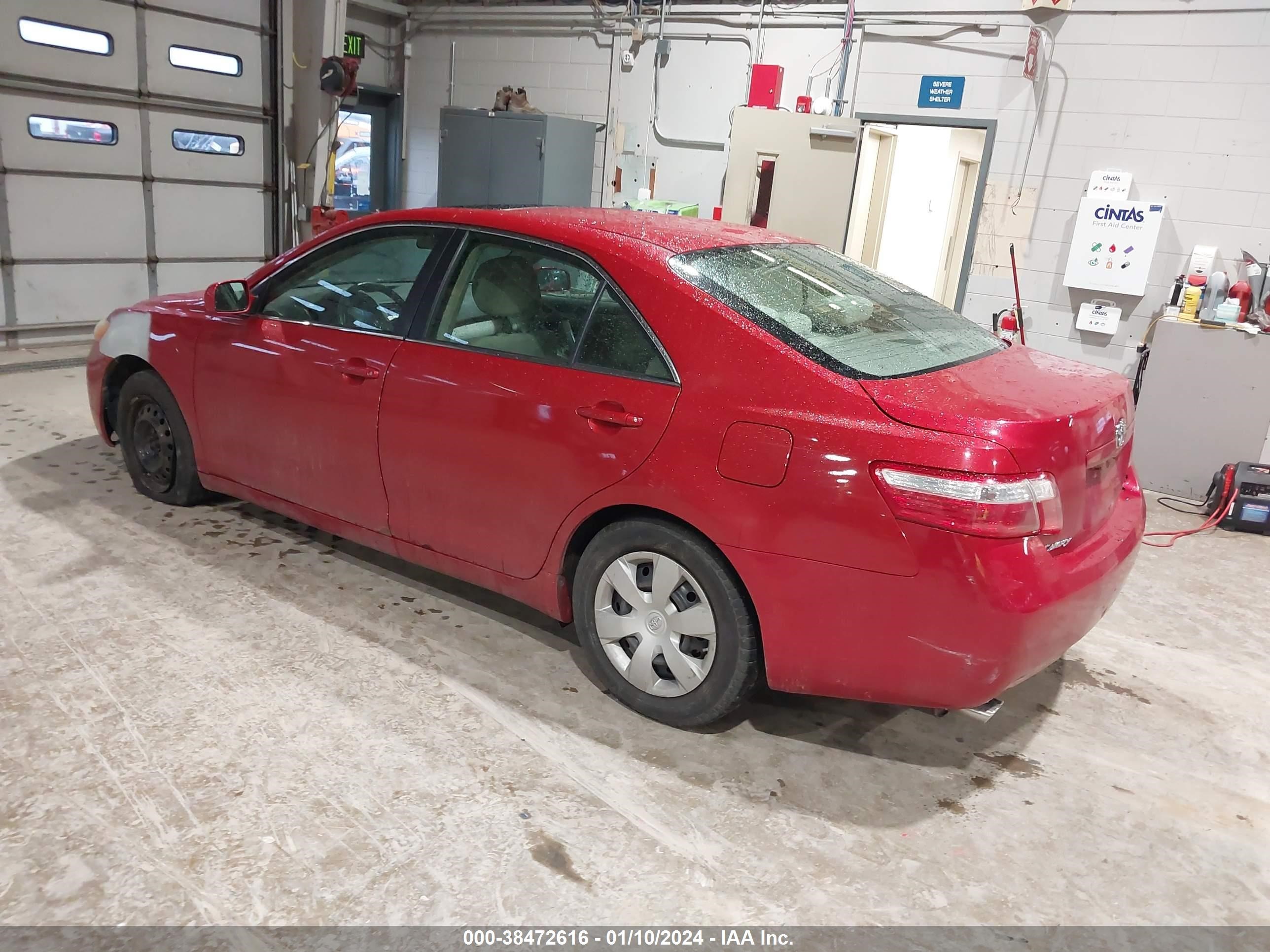 Photo 2 VIN: 4T1BK46K27U009784 - TOYOTA CAMRY 