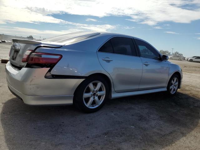 Photo 2 VIN: 4T1BK46K27U015391 - TOYOTA CAMRY LE 