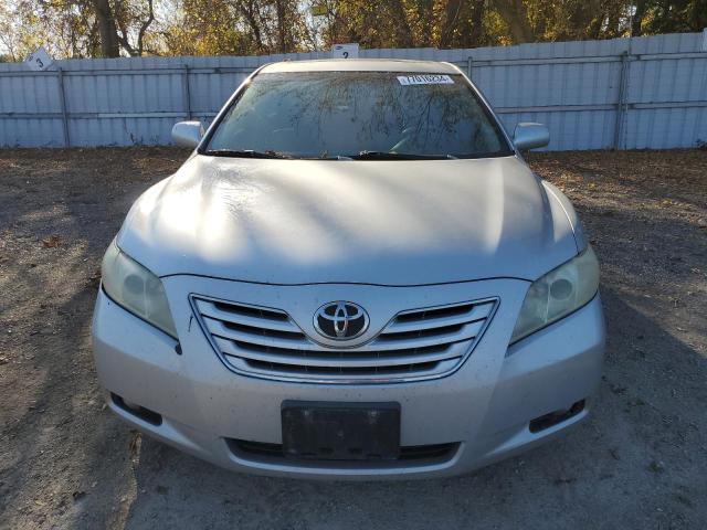 Photo 4 VIN: 4T1BK46K27U031610 - TOYOTA CAMRY LE 