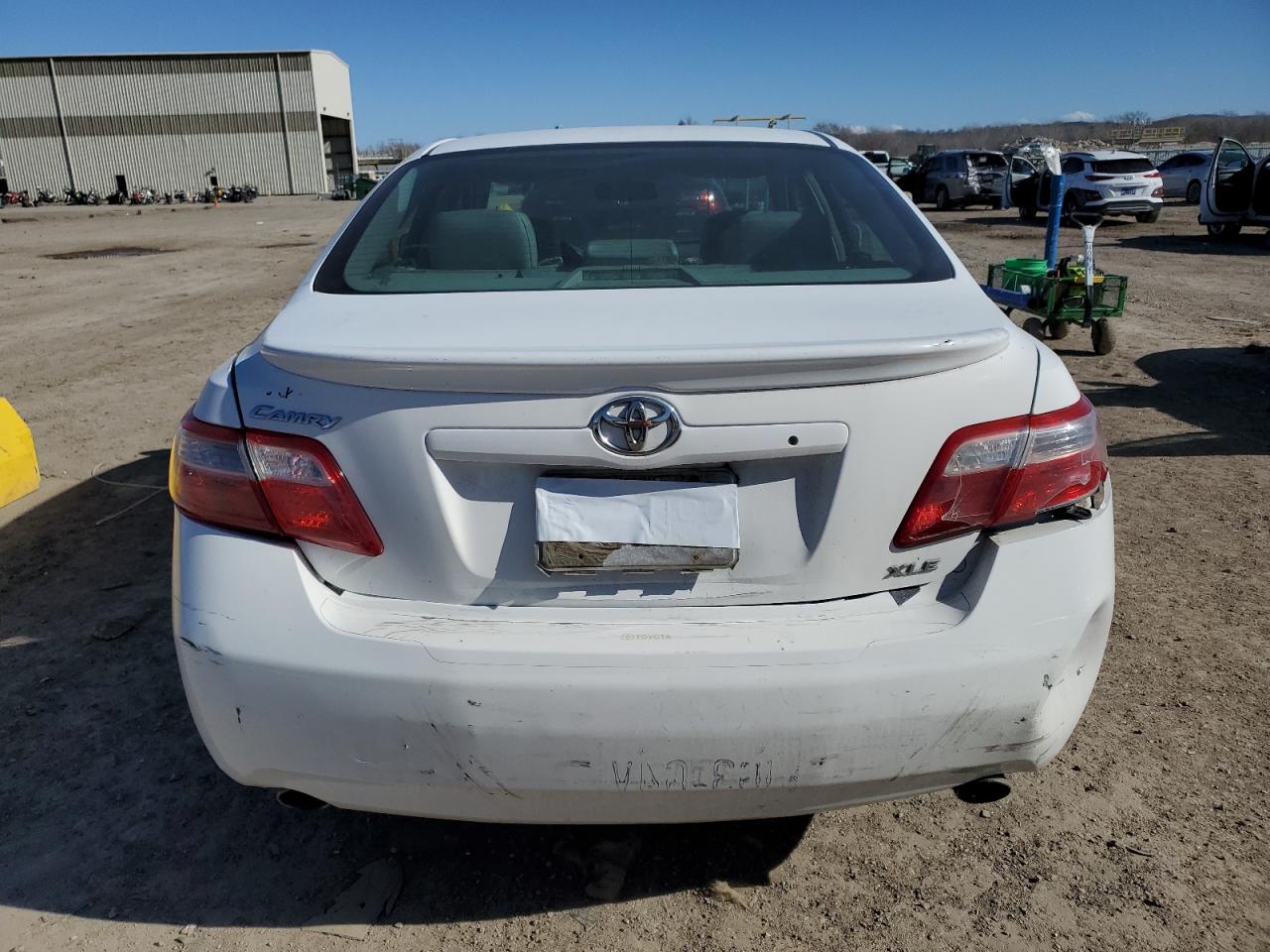 Photo 5 VIN: 4T1BK46K27U528303 - TOYOTA CAMRY 