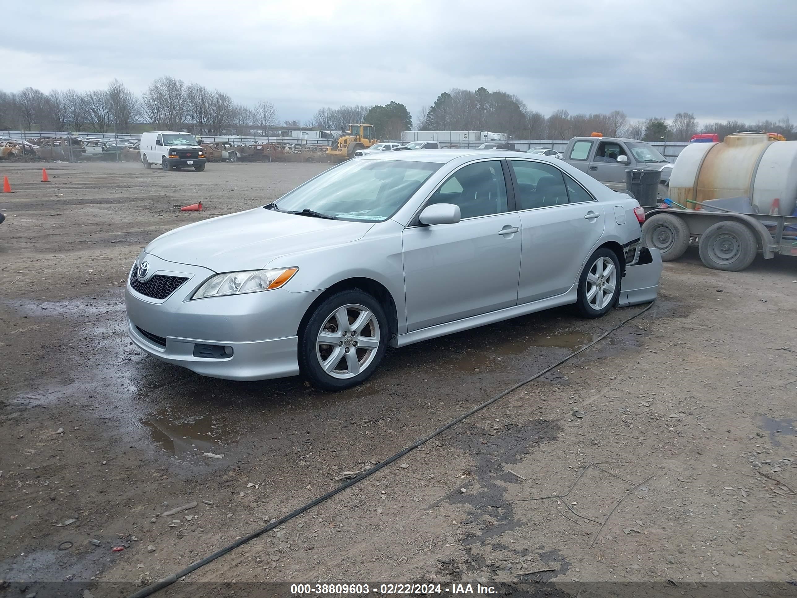 Photo 1 VIN: 4T1BK46K27U551970 - TOYOTA CAMRY 