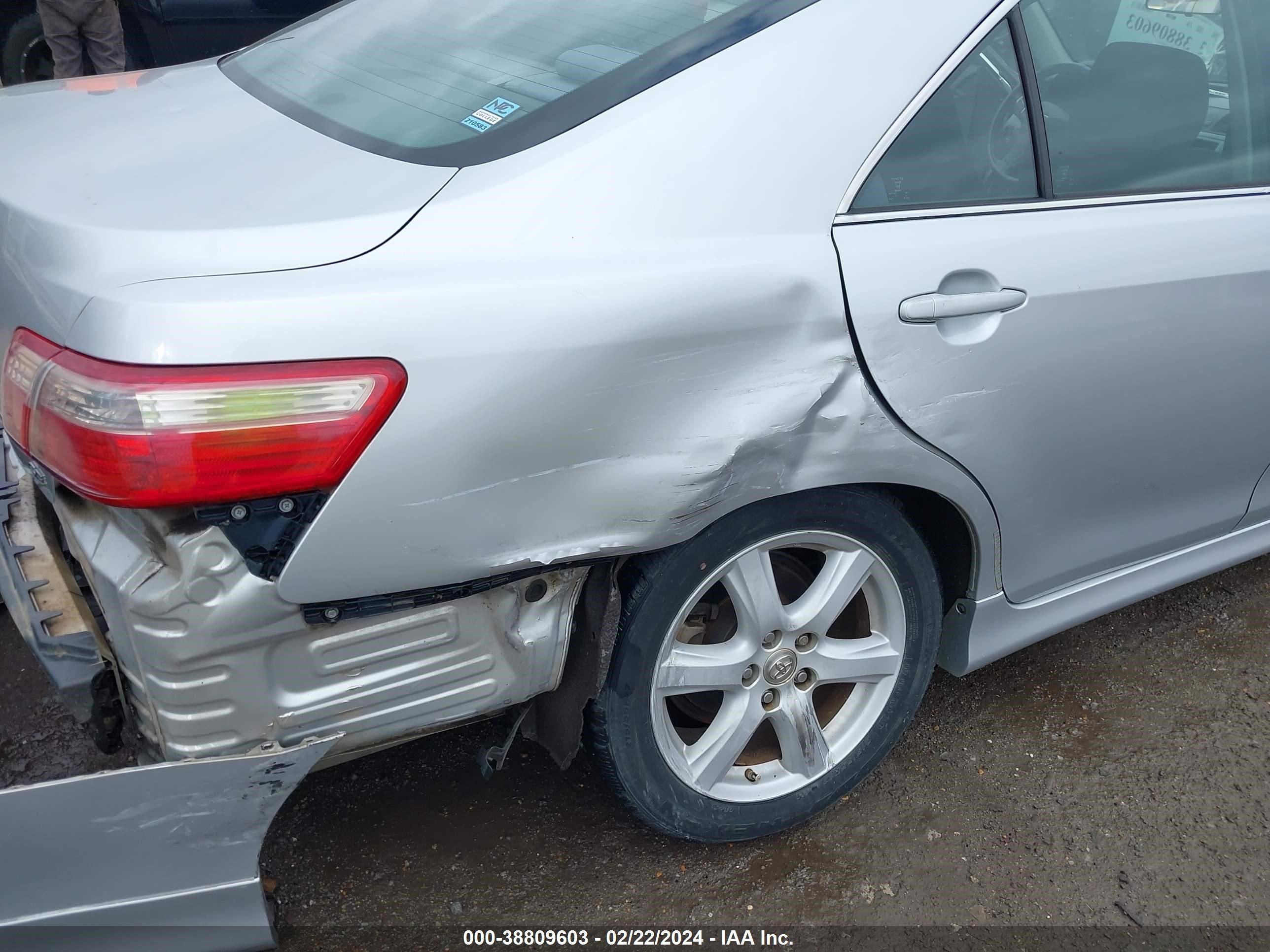 Photo 16 VIN: 4T1BK46K27U551970 - TOYOTA CAMRY 