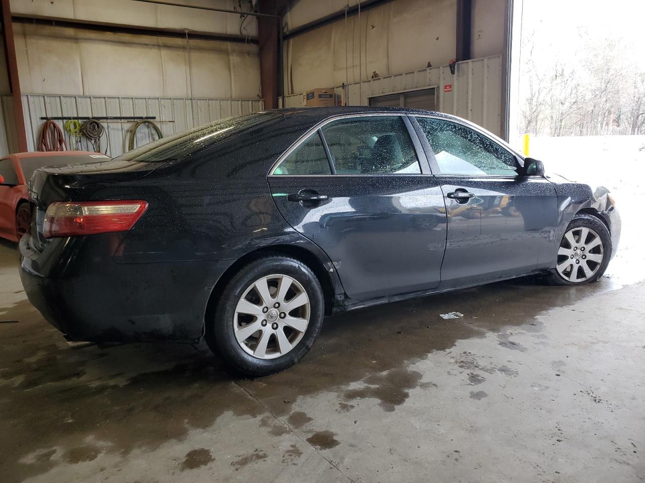 Photo 2 VIN: 4T1BK46K37U039909 - TOYOTA CAMRY 