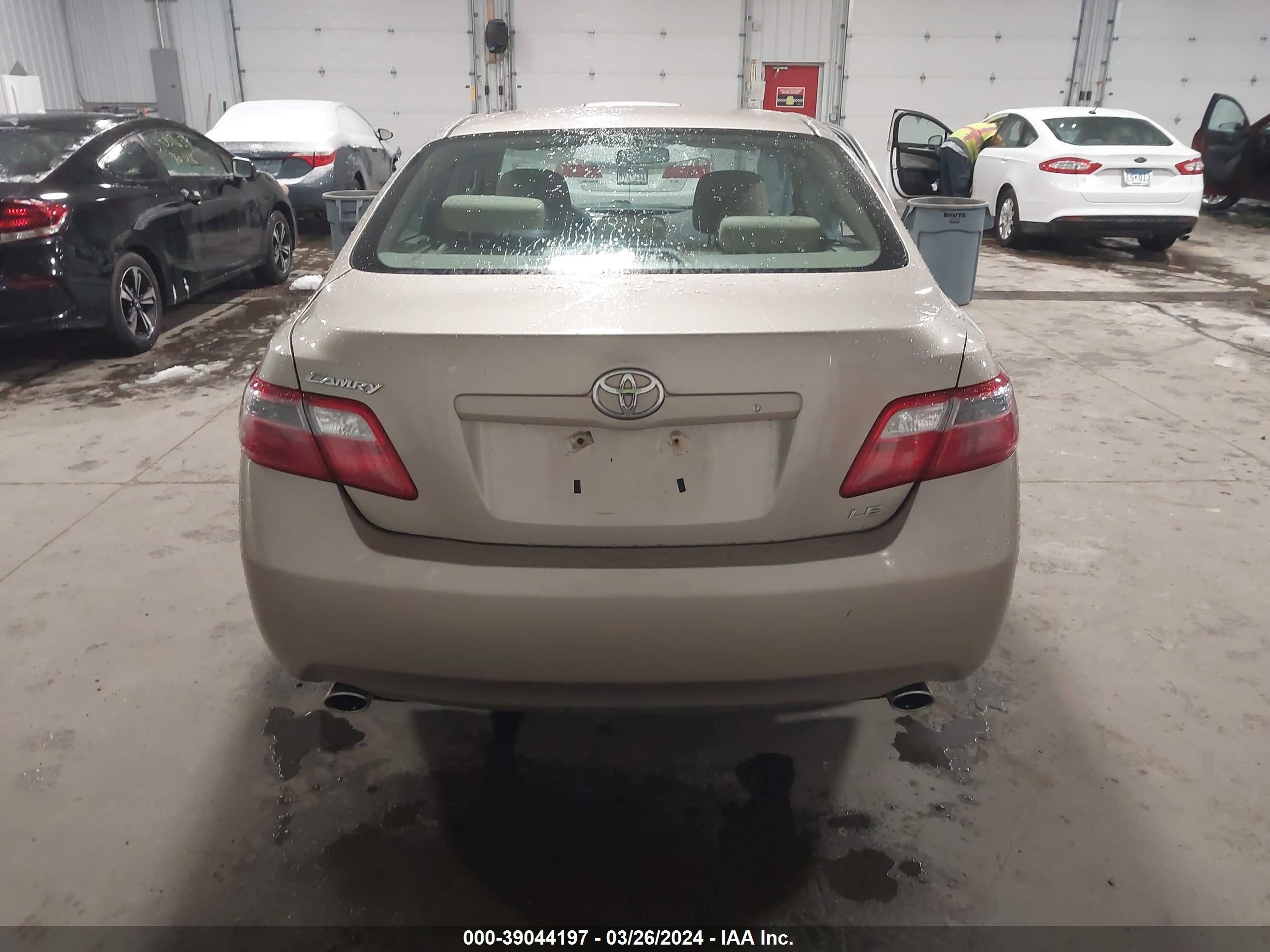 Photo 15 VIN: 4T1BK46K37U046410 - TOYOTA CAMRY 