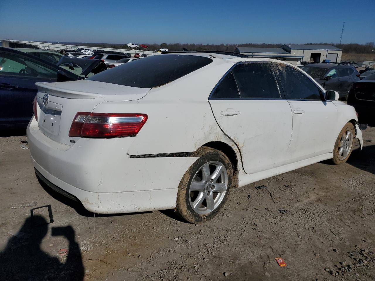 Photo 2 VIN: 4T1BK46K37U512966 - TOYOTA CAMRY 