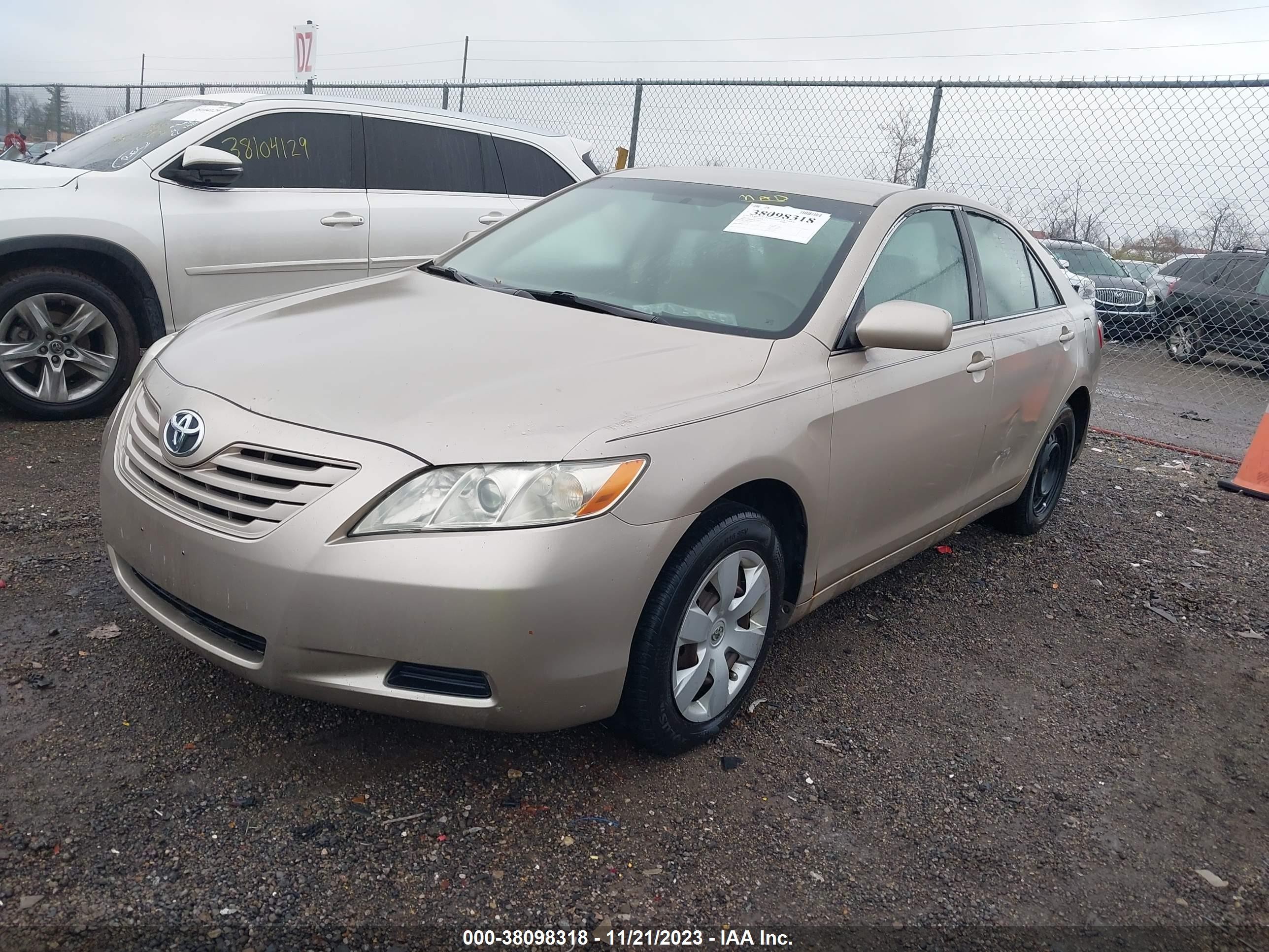 Photo 1 VIN: 4T1BK46K37U516953 - TOYOTA CAMRY 