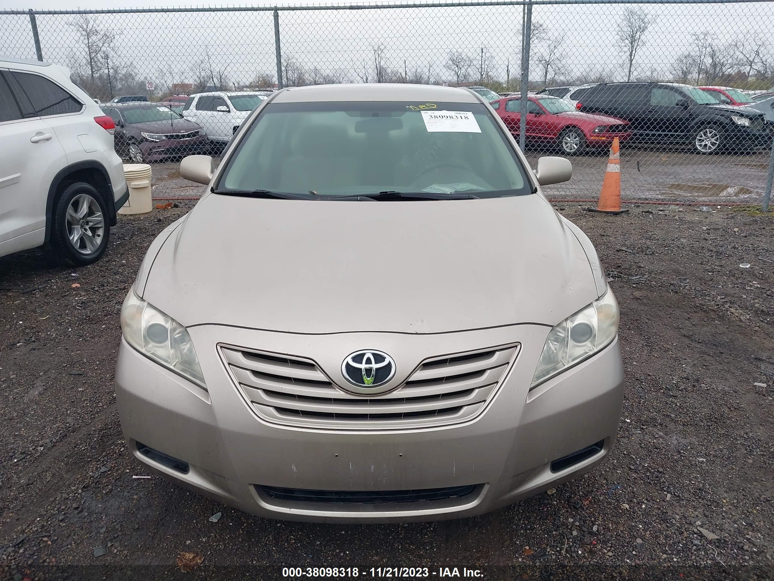 Photo 5 VIN: 4T1BK46K37U516953 - TOYOTA CAMRY 