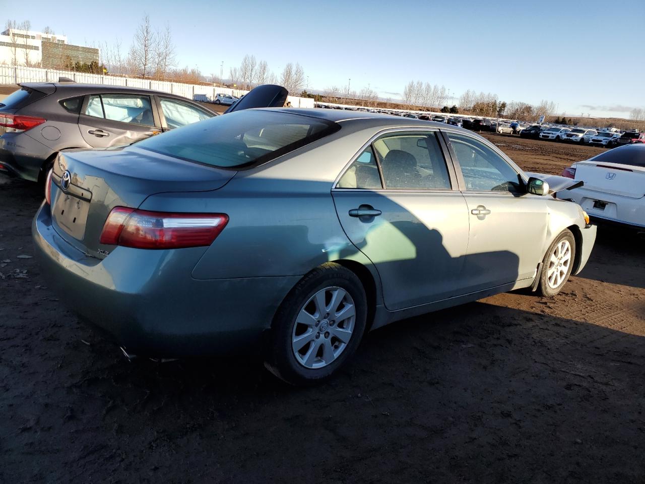 Photo 2 VIN: 4T1BK46K37U544588 - TOYOTA CAMRY 