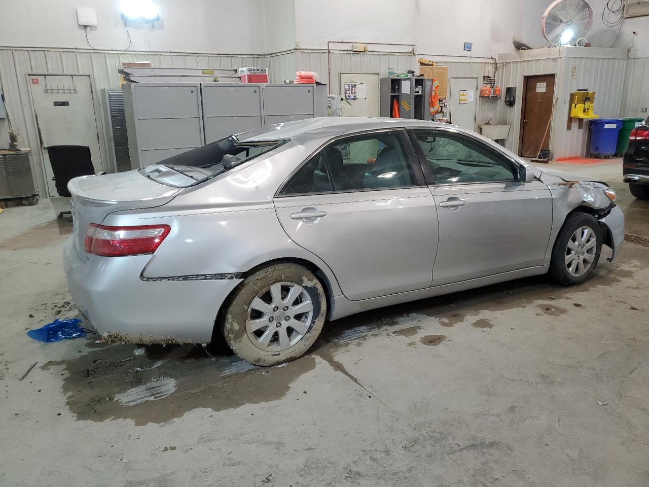 Photo 2 VIN: 4T1BK46K38U573848 - TOYOTA CAMRY 