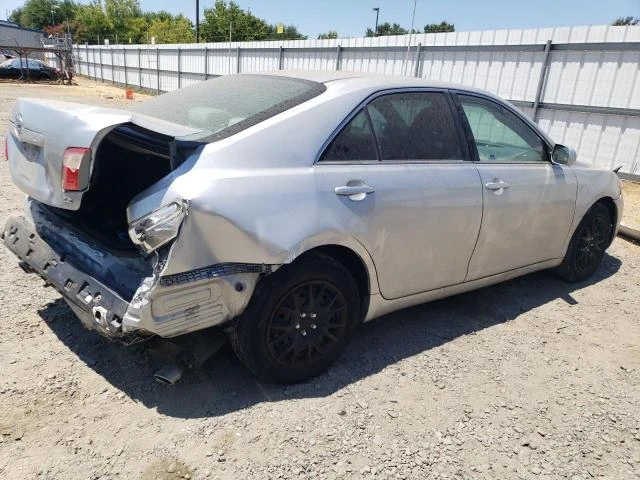 Photo 2 VIN: 4T1BK46K47U010791 - TOYOTA CAMRY LE 