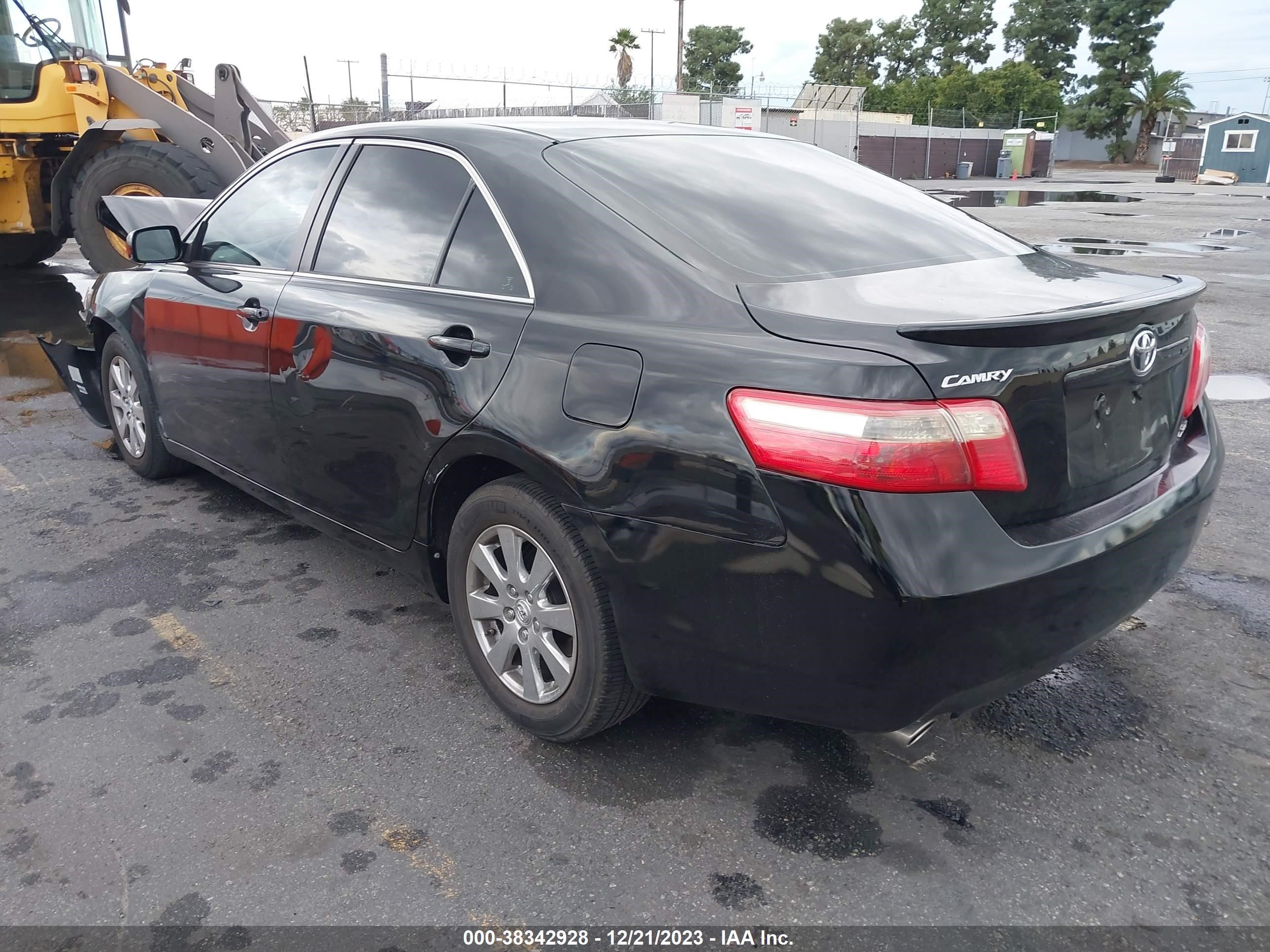 Photo 2 VIN: 4T1BK46K47U526620 - TOYOTA CAMRY 