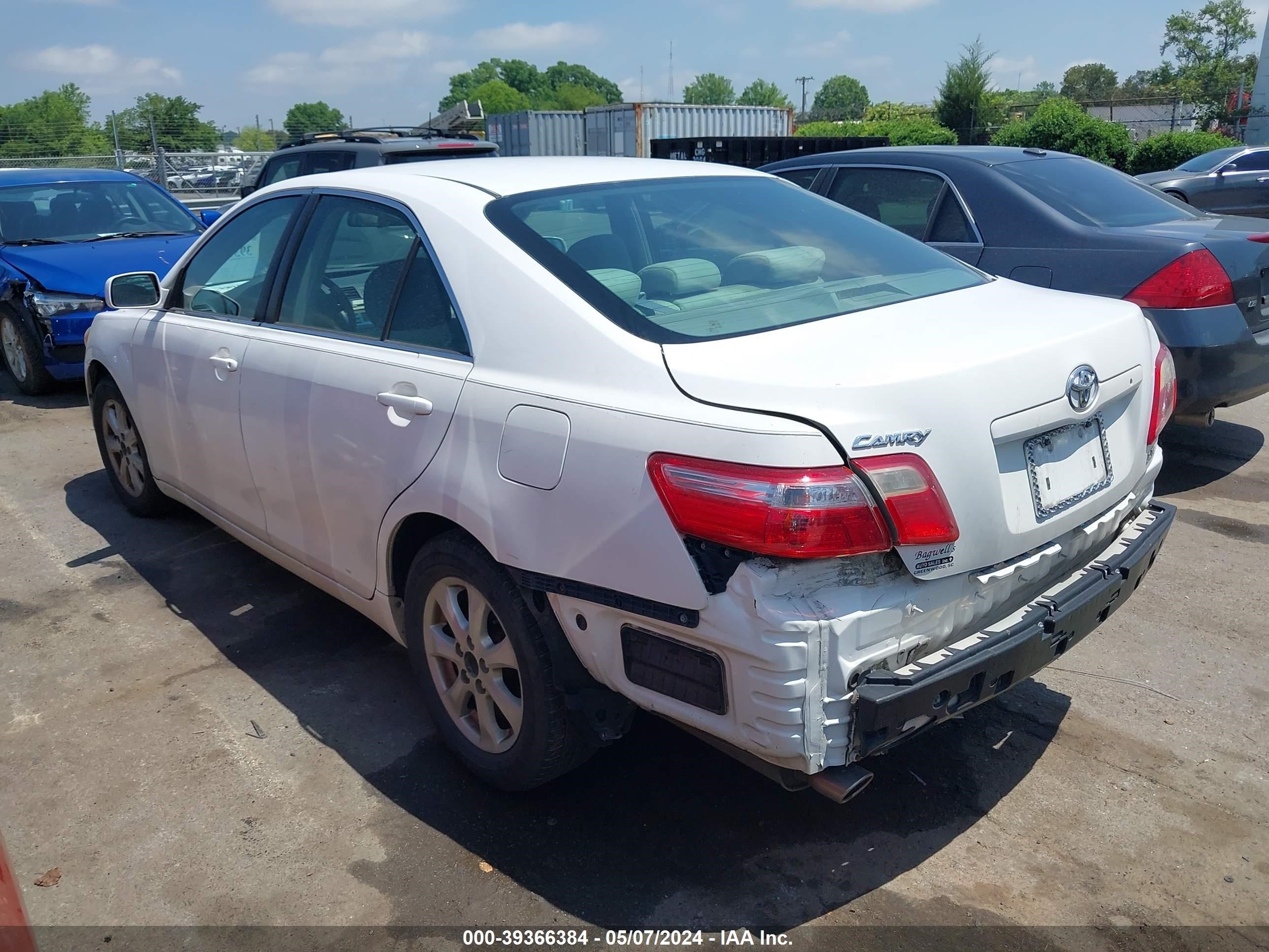 Photo 2 VIN: 4T1BK46K47U541179 - TOYOTA CAMRY 