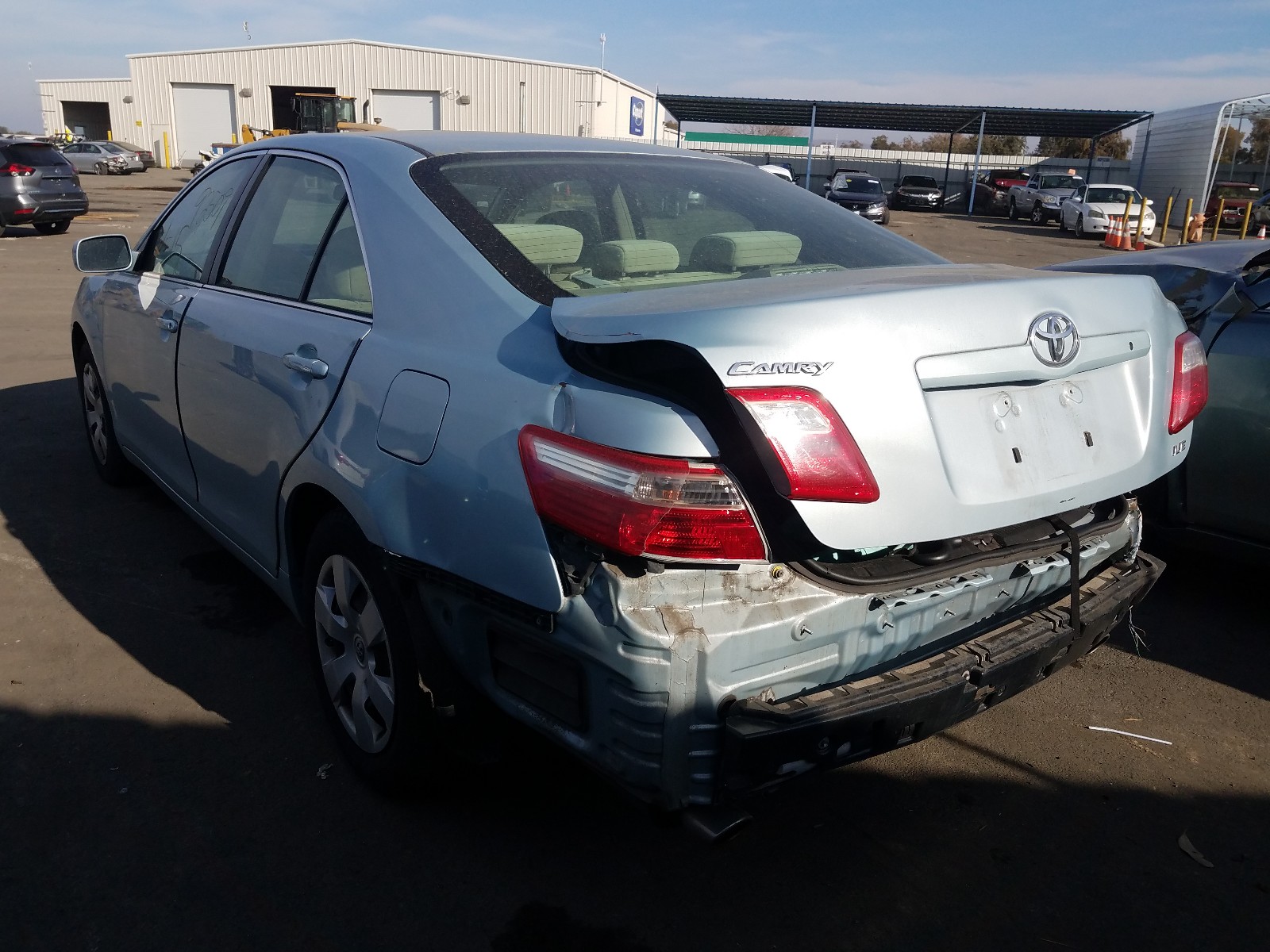 Photo 2 VIN: 4T1BK46K47U545765 - TOYOTA CAMRY LE 