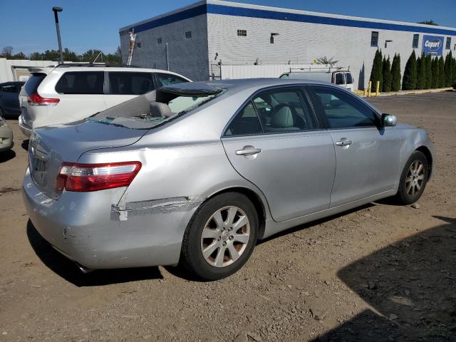 Photo 2 VIN: 4T1BK46K48U563877 - TOYOTA CAMRY LE 