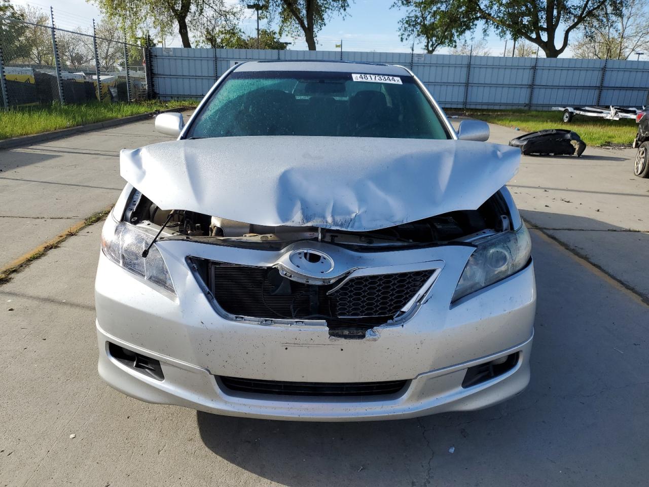 Photo 4 VIN: 4T1BK46K49U097384 - TOYOTA CAMRY 