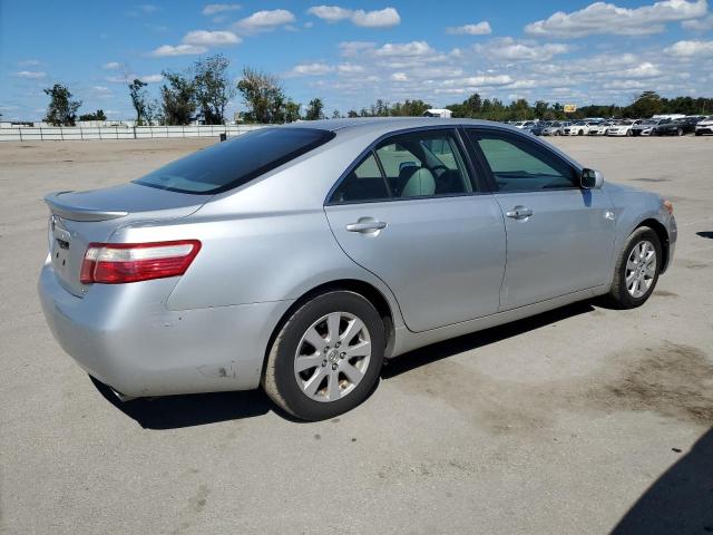 Photo 2 VIN: 4T1BK46K49U595827 - TOYOTA CAMRY SE 