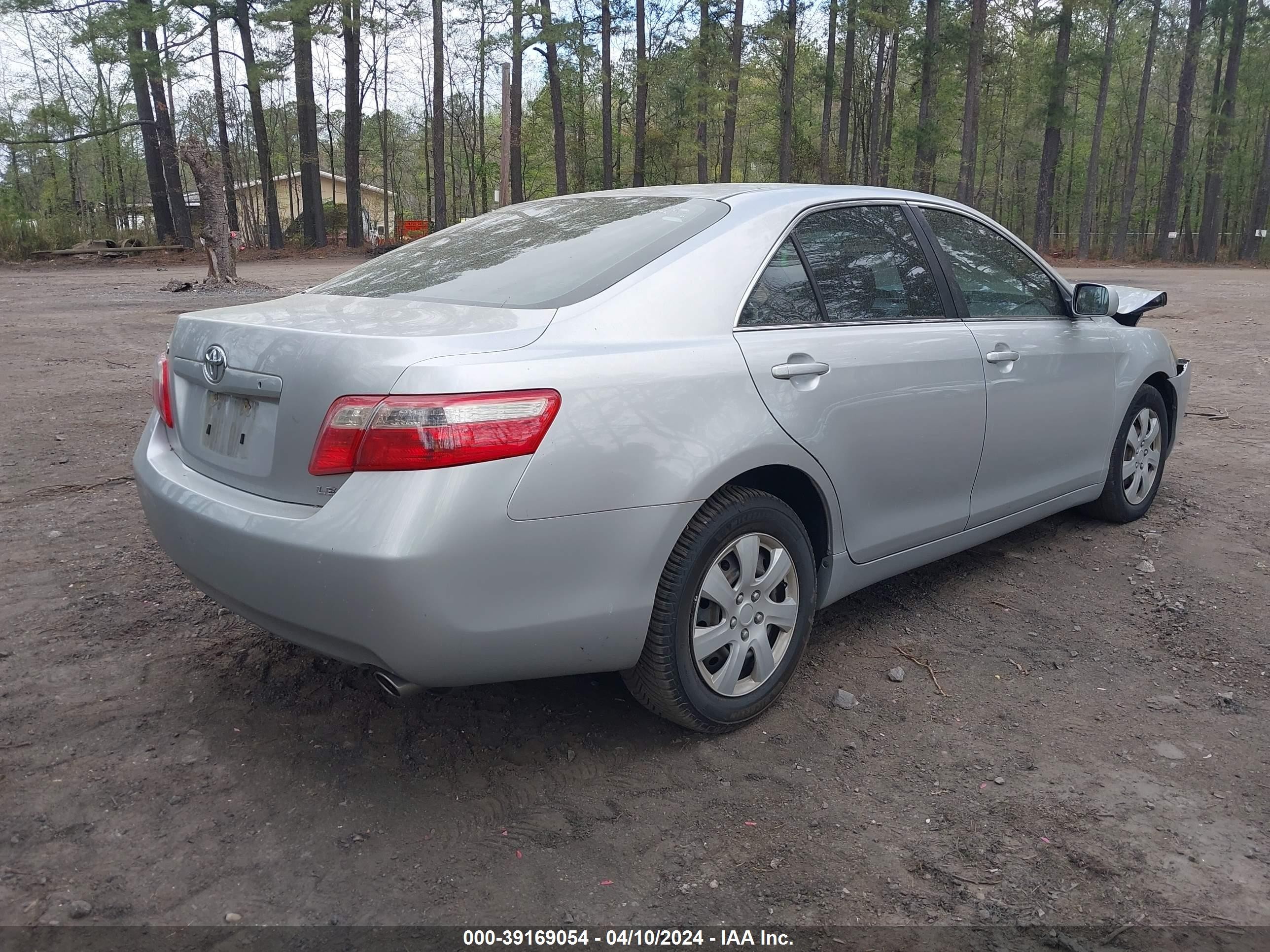 Photo 3 VIN: 4T1BK46K57U053567 - TOYOTA CAMRY 