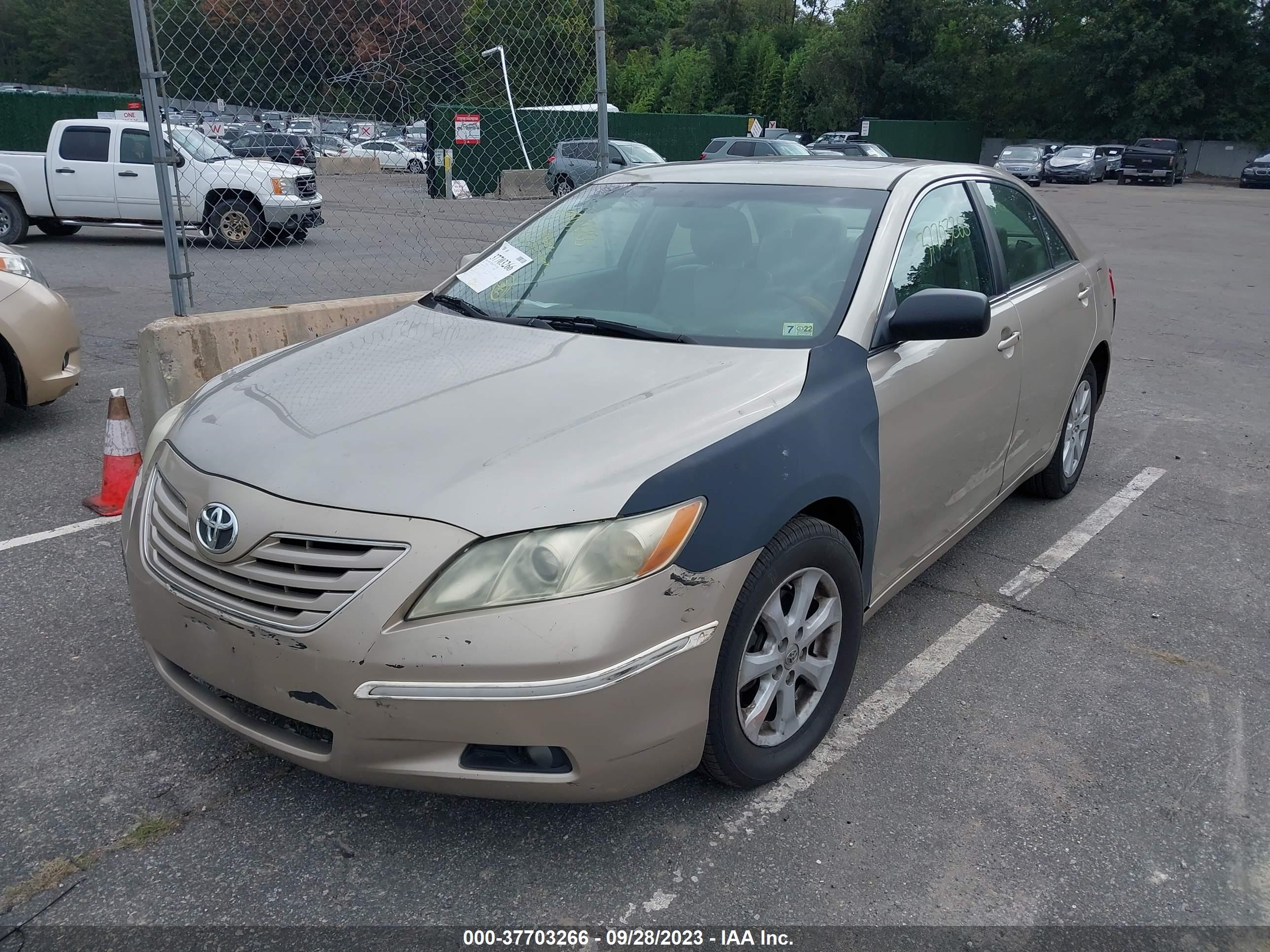 Photo 1 VIN: 4T1BK46K57U537030 - TOYOTA CAMRY 