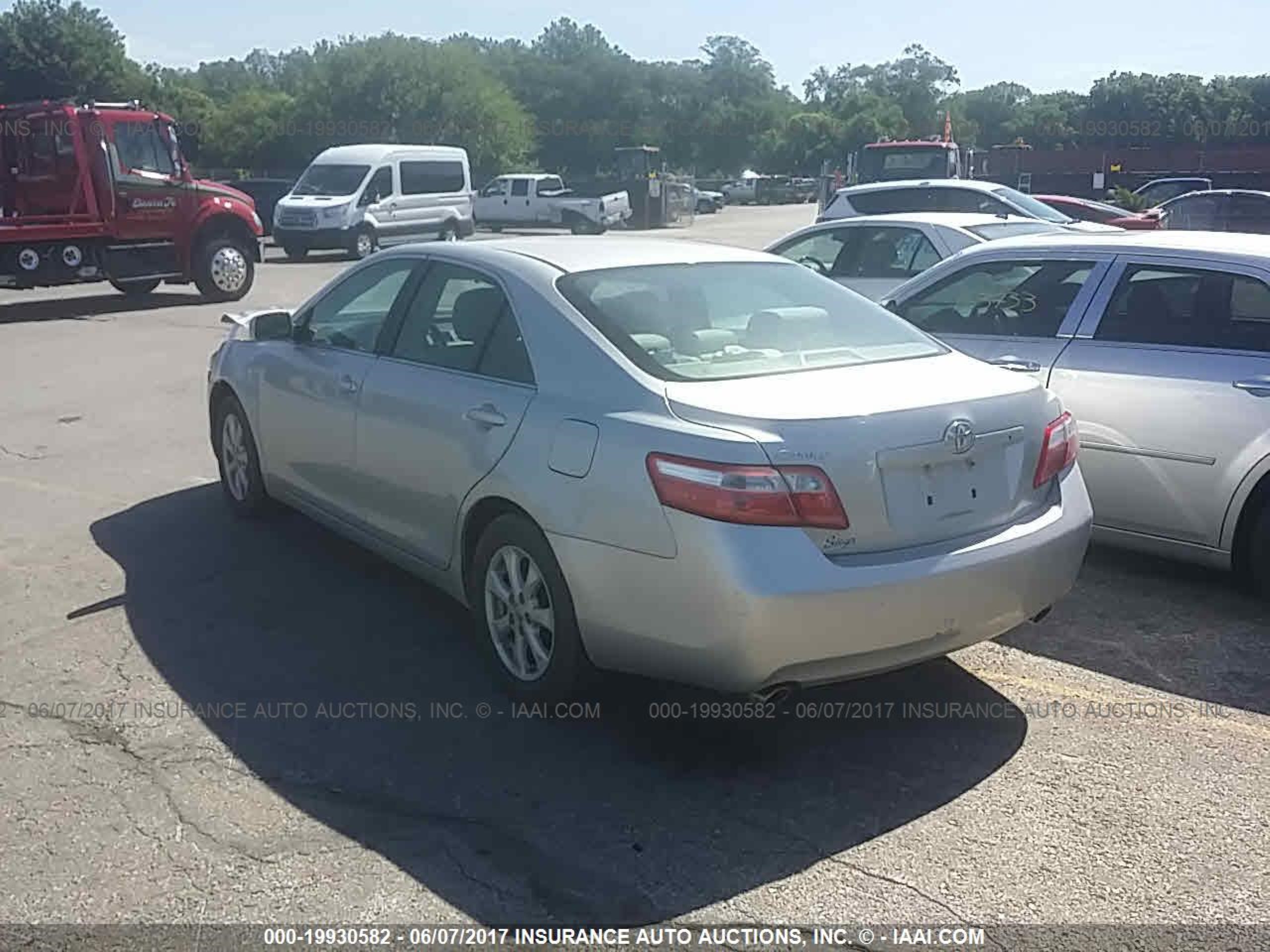 Photo 2 VIN: 4T1BK46K57U546617 - TOYOTA CAMRY 